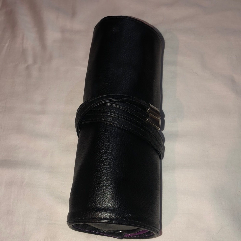 Younique brand makeup brush carrying case